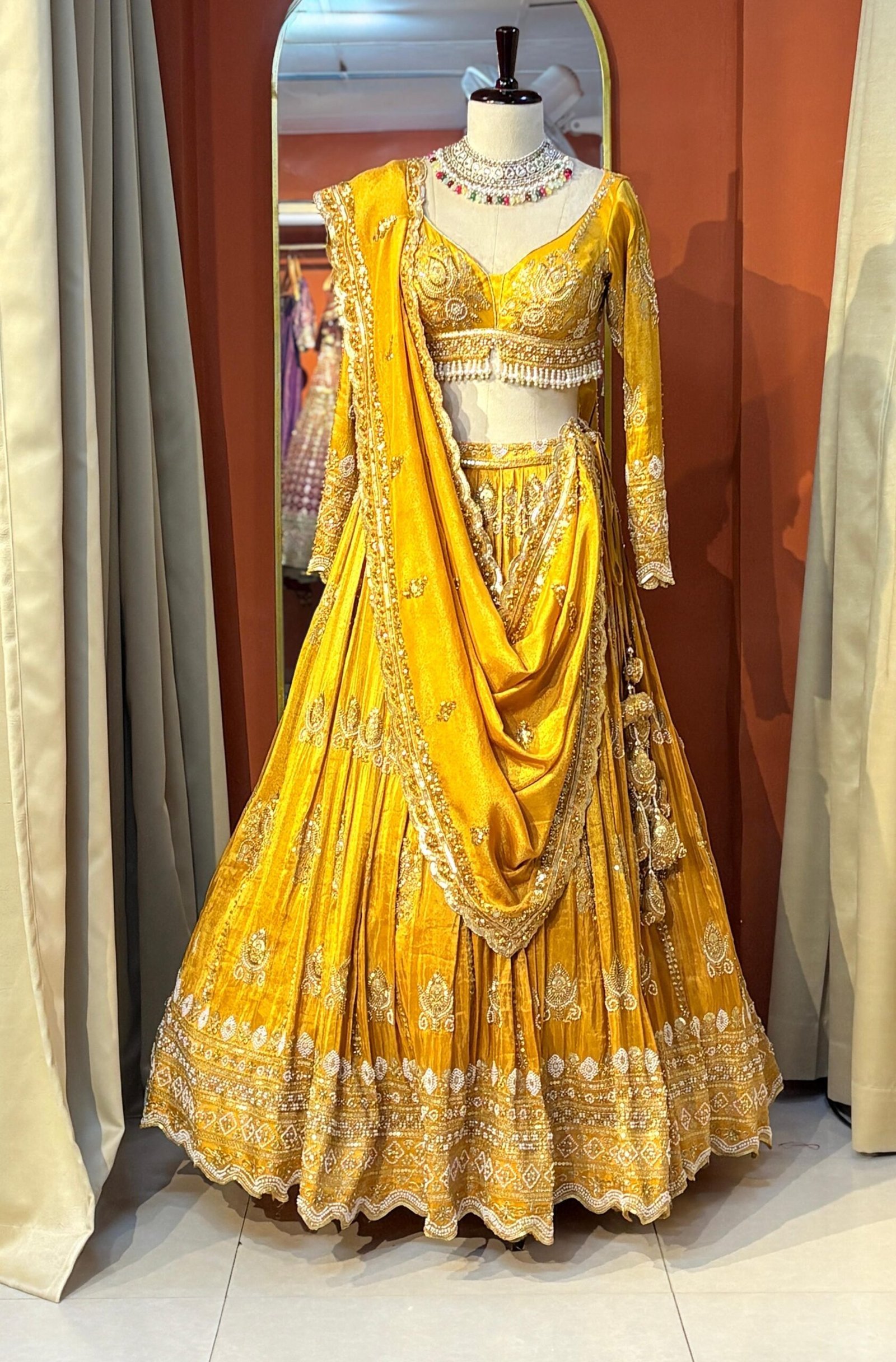 Swarn Jyoti Lehenga Set